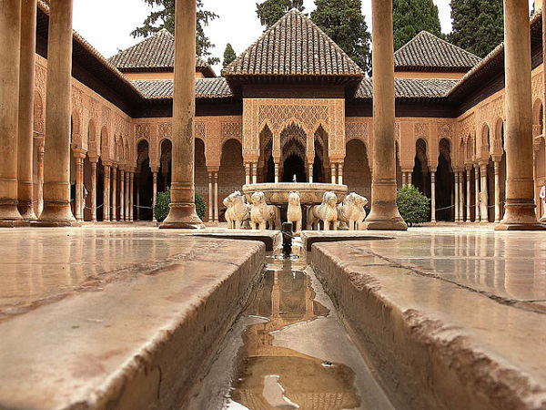 Patio de los Leones Alhambra